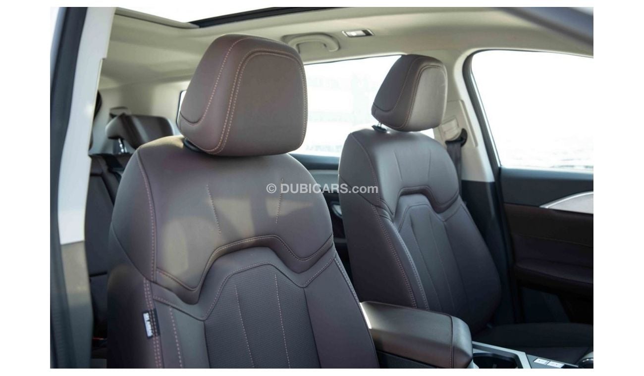 Jetour X90 2023 Jetour X 90PLUS SUV 1.6 Villa Vers. P A/T - White inside Brown