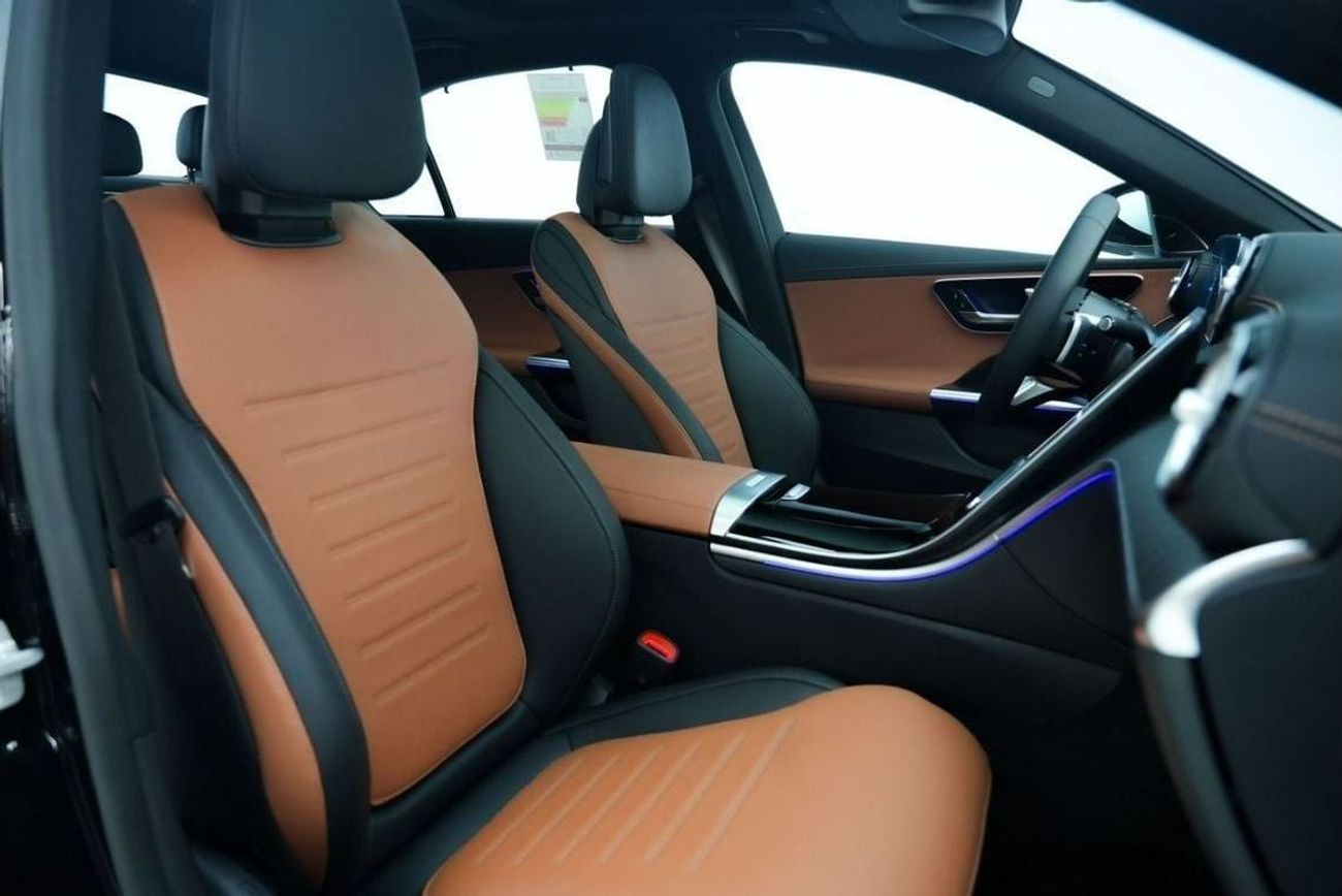 مرسيدس بنز C 200 Mercedes-Benz C 200 | 2025 GCC 0km | Agency Warranty | AMG Package |