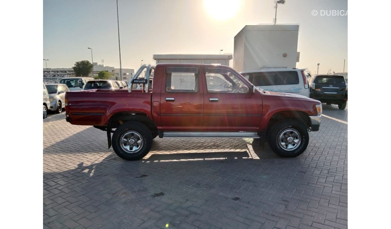 تويوتا هيلوكس TOYOTA HILUX PICK UP RIGHT HAND DRIVE (PM1349)