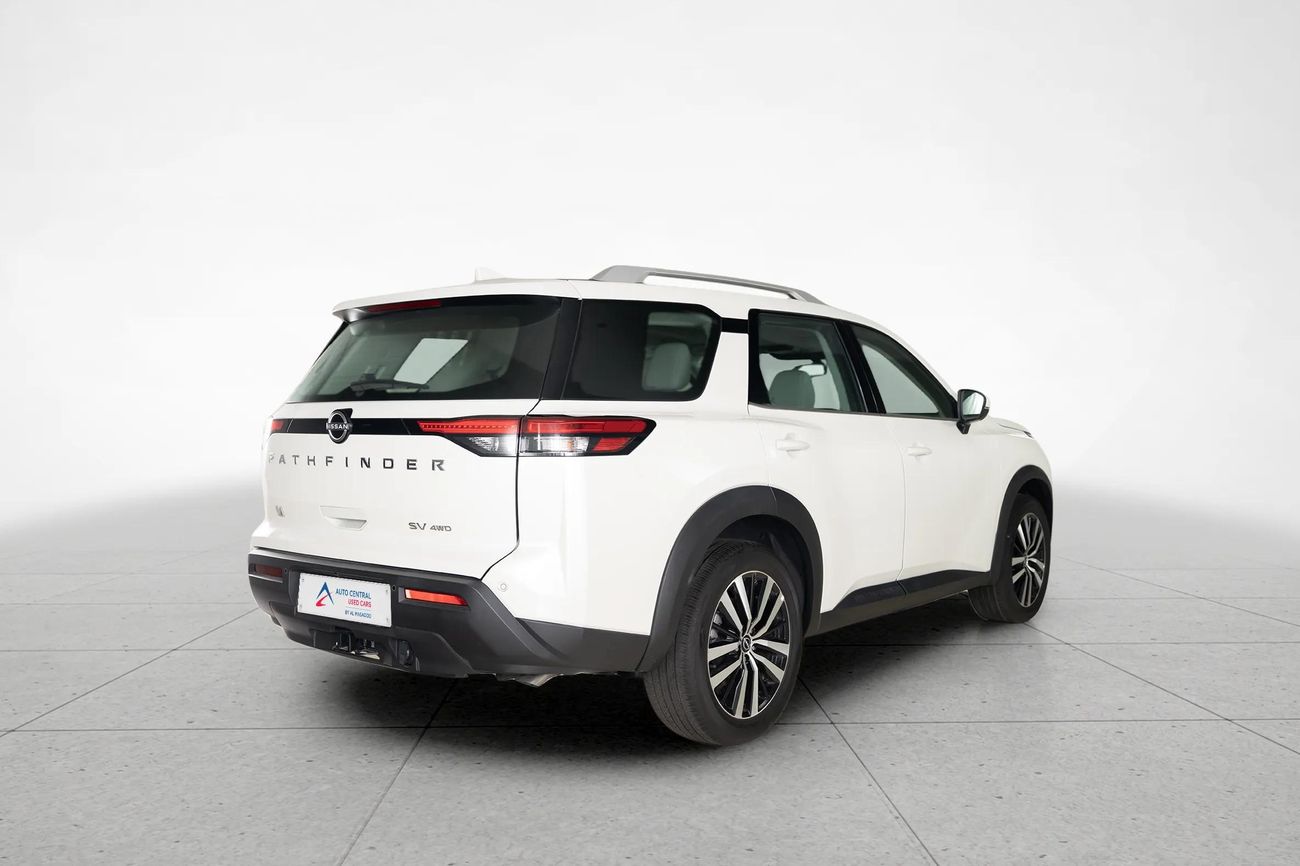 Nissan Pathfinder SV 3.5L (260 HP) 4WD SV 3.5