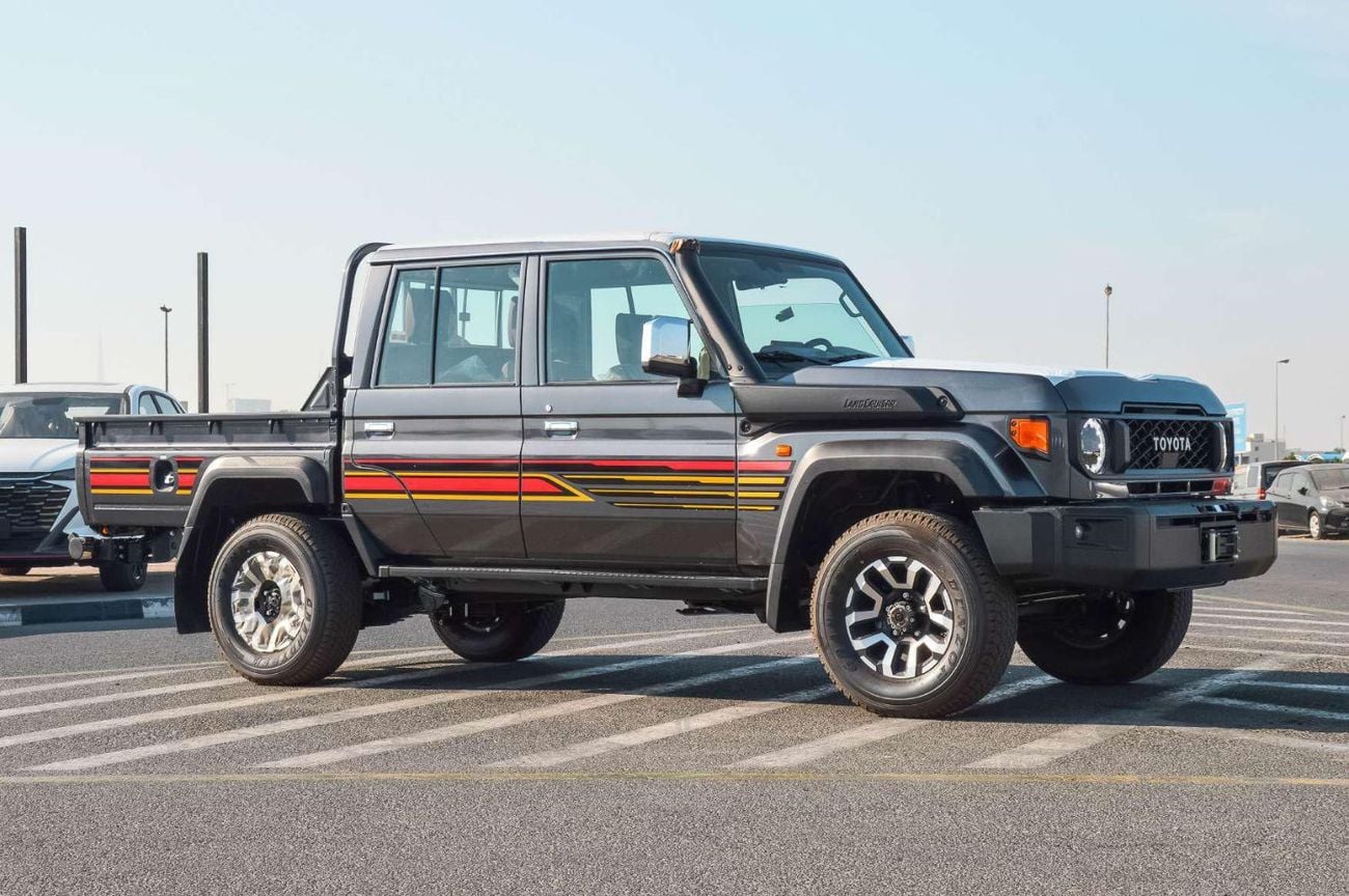 Toyota Land Cruiser Pick Up TOYOTA LAND CRUISER 79 4.0L V6 AT 4WD DC PICKUP 2025
