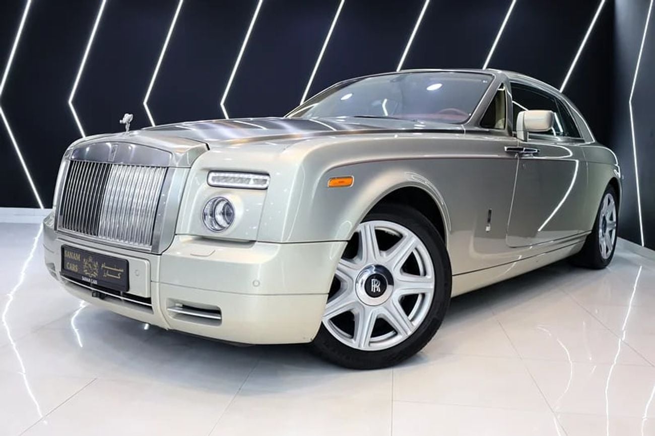 رولز رويس فانتوم Original Brushed Steel Bonnet, Starlight Headliner, GCC Specs!!