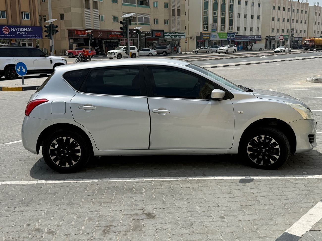 Nissan Tiida S 1.6L Hatchback