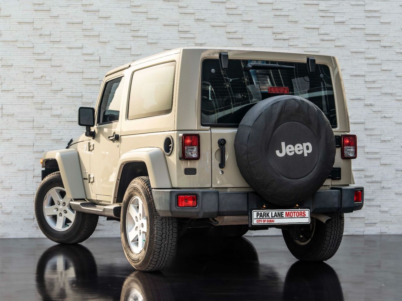 Jeep Wrangler Sahara 3.6L A/T (5 Seater)