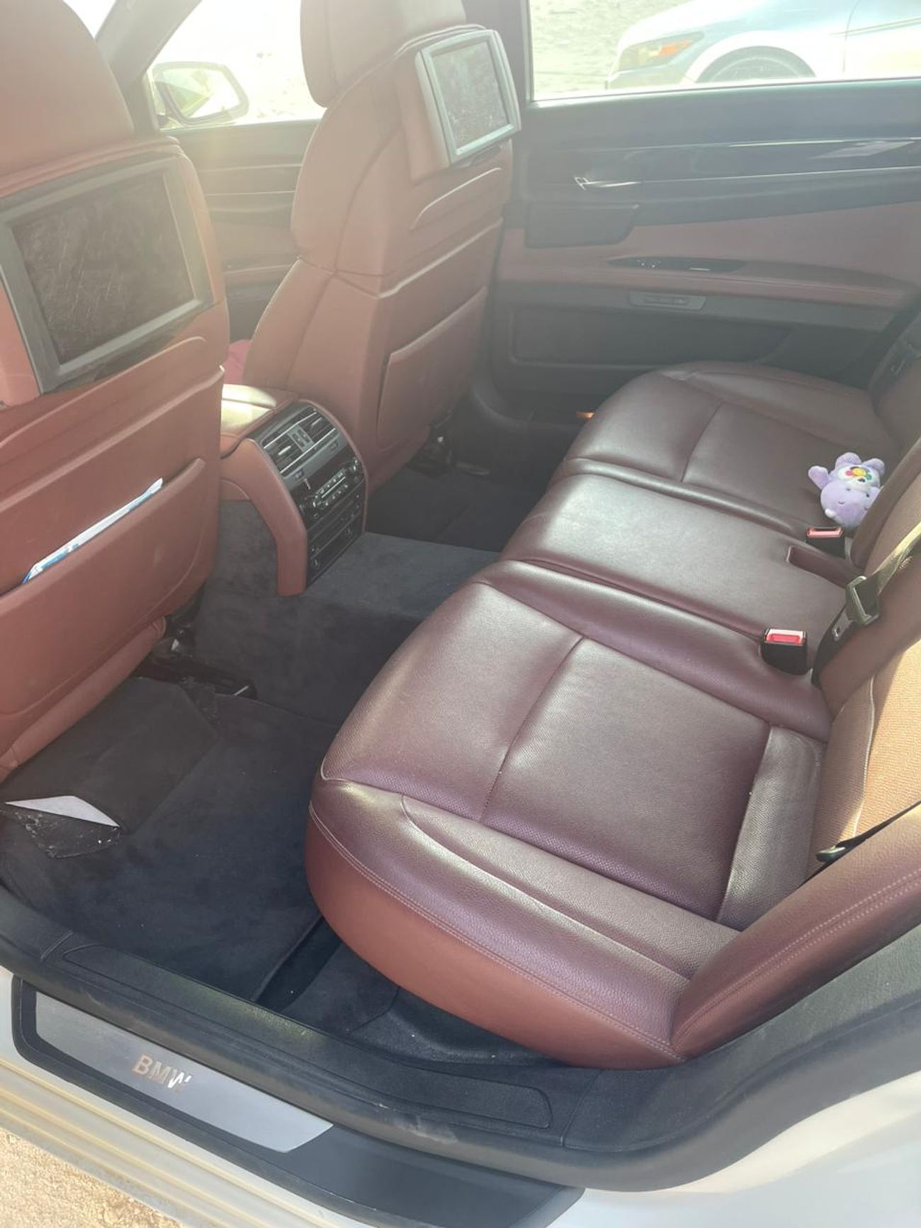 بي أم دبليو 750Li 750Li