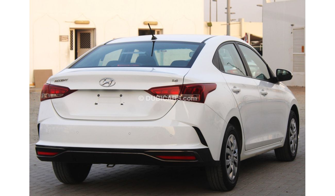 Hyundai Accent Base Hyundai Accent 2021 GCC, in excellent condition