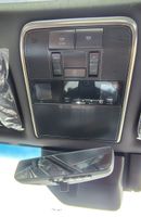 لكزس LX 700h Signature