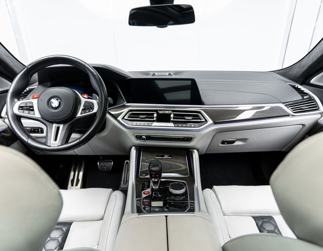 BMW X6 M STD BUY NOW, PAY 2027 | THE BLACKLINE STANDARD | BMW Warranty + Service, GCC, Low KMs