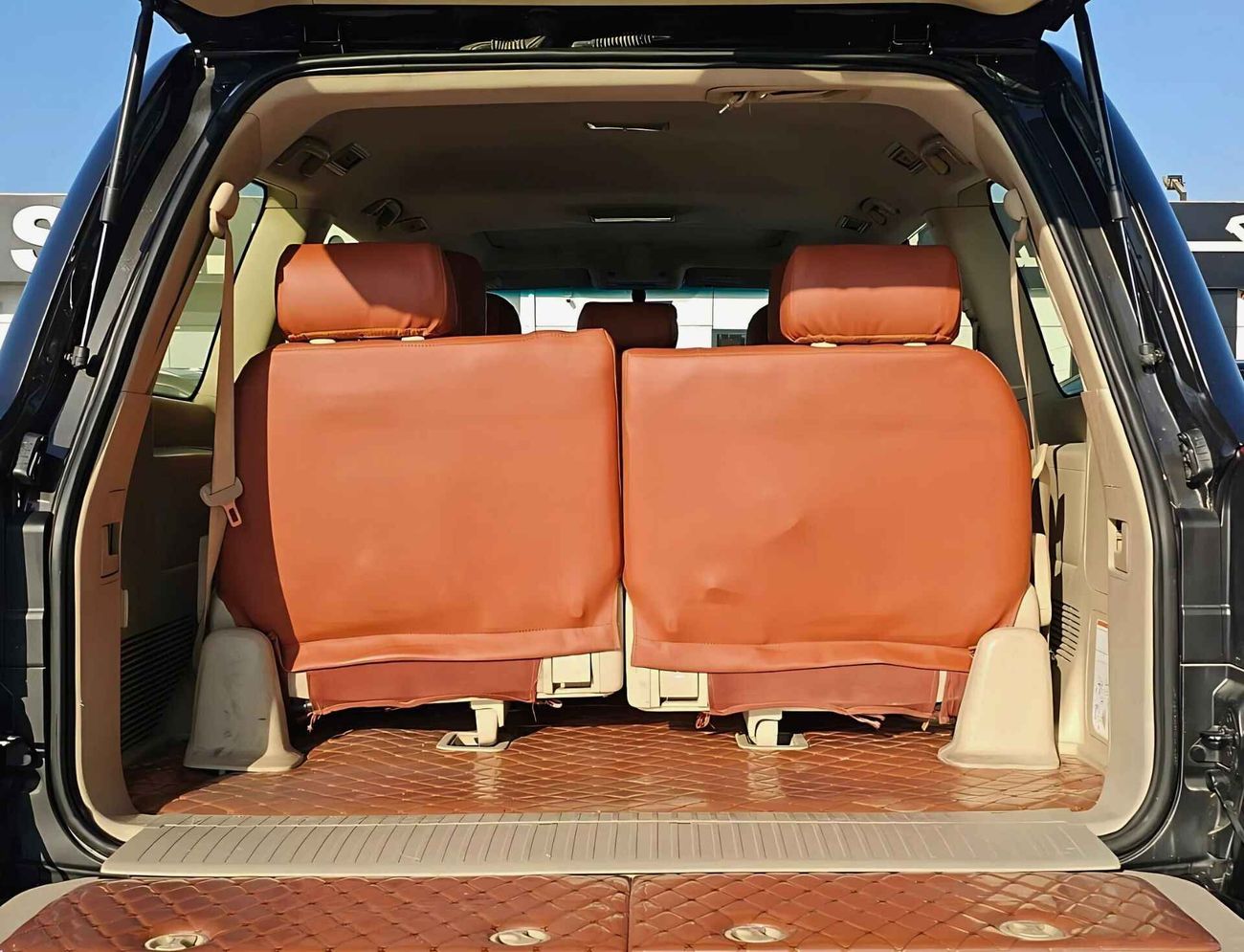 Toyota Land Cruiser GXR/ V6 4.0/ FULL OPTION/ SUNROOF/ LEATHER/ DVD CAMERA/ EXPORT ONLY / LOT#43956