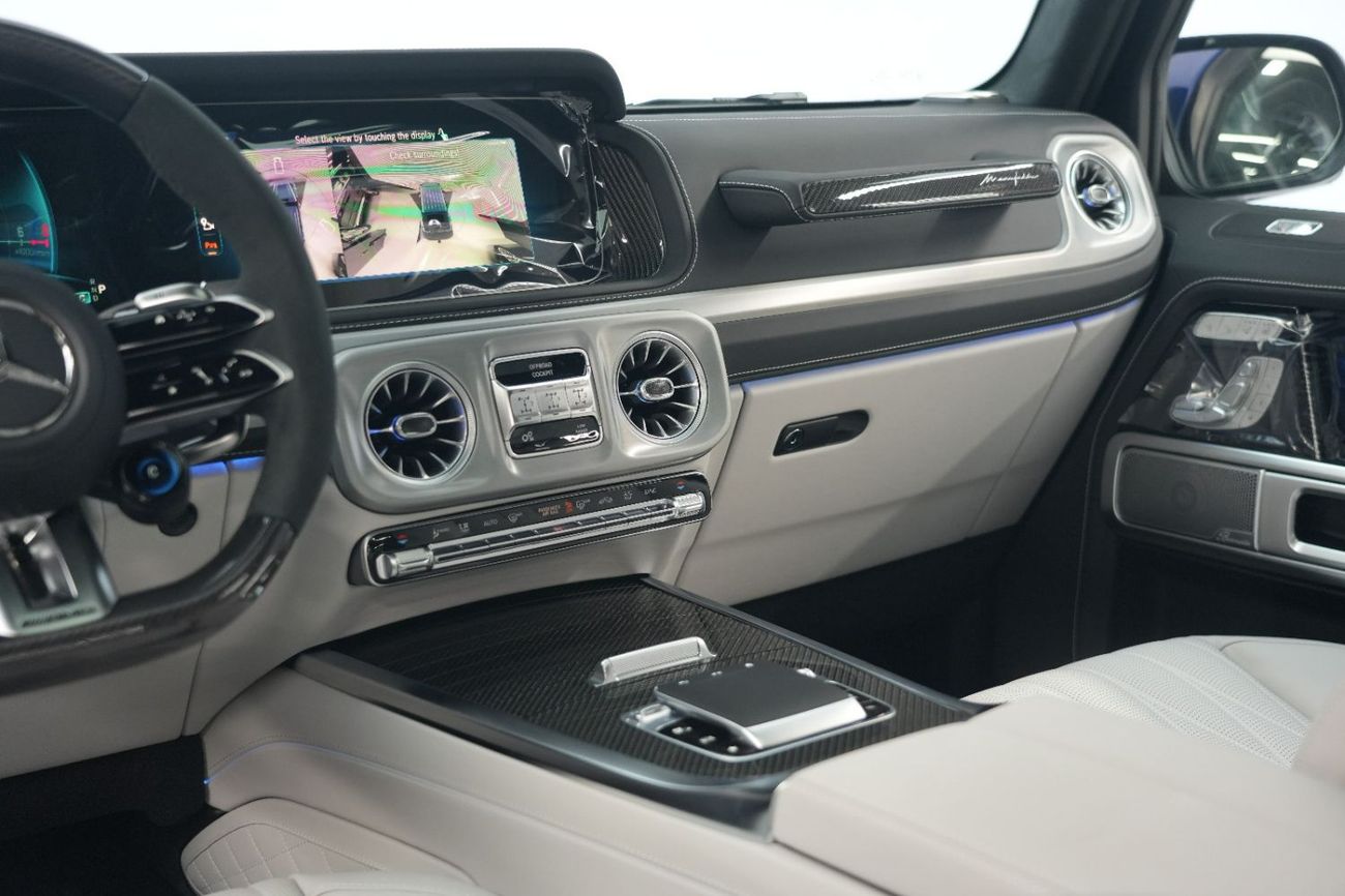 مرسيدس بنز G 63 AMG Mercedes-Benz G 63 | 2025 GCC 0km | Agency Warranty | AMG Package | Carbon Fiber | 22 inch Rims