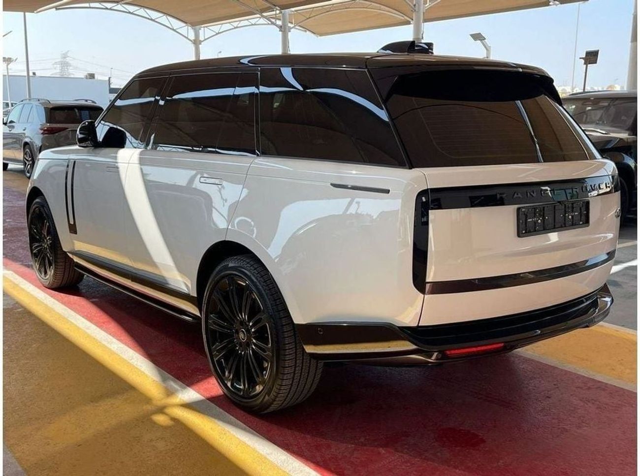 لاند روفر رينج روفر RANGE ROVER AUTOBIOGRAPHI P530 MODEL 2023