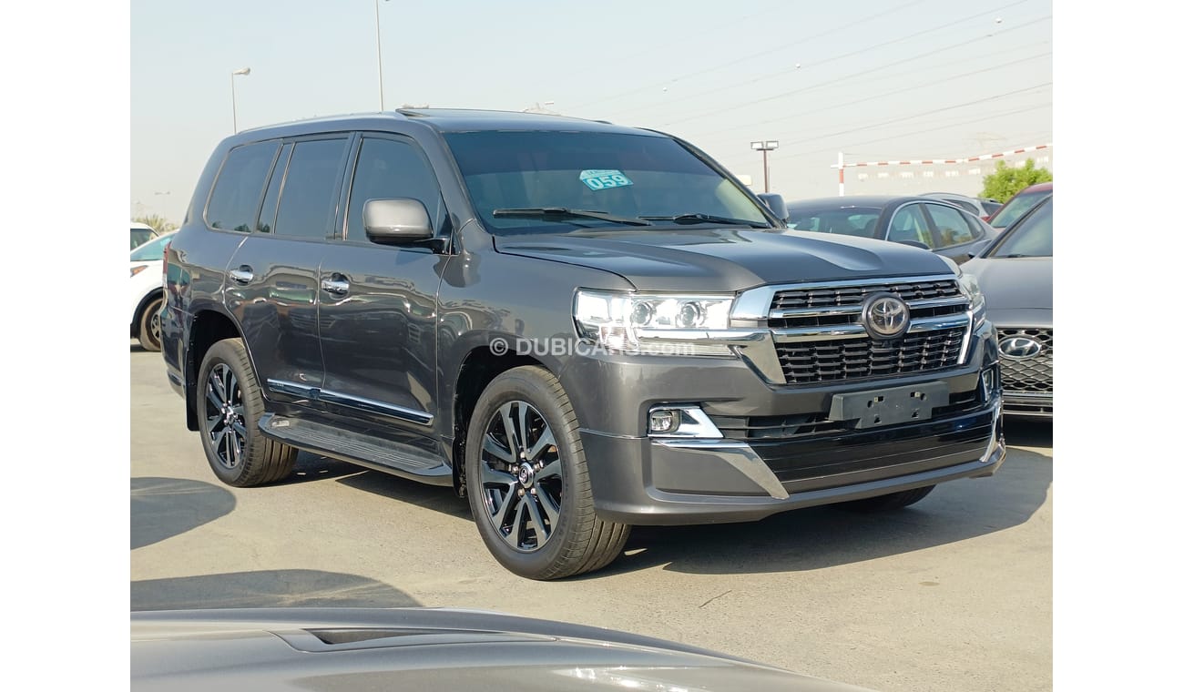 Toyota Land Cruiser / 2020 SHAPE V8 / LOT#46060