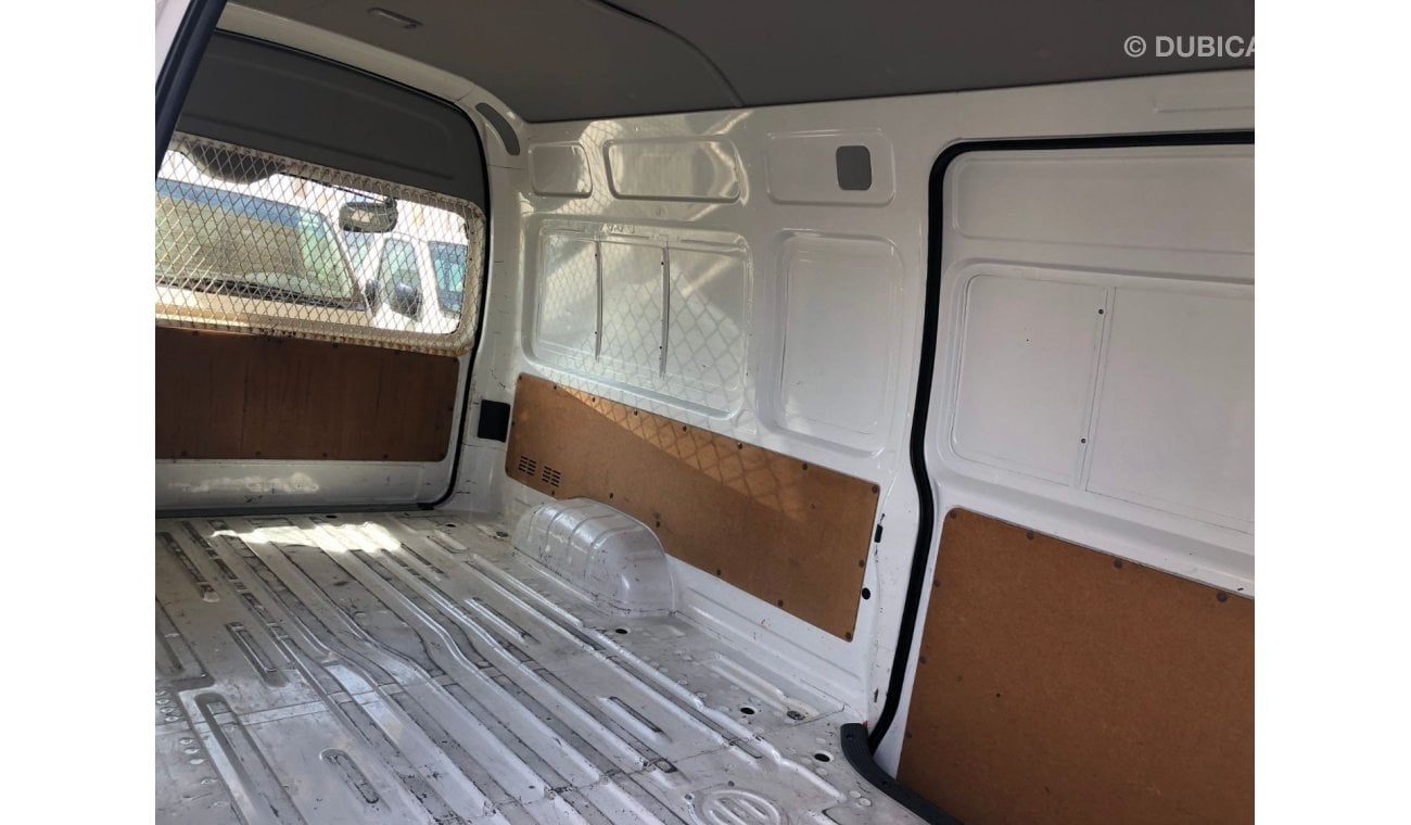 تويوتا هاياس Toyota Hiace Highroof van, model:2017. Free of accident