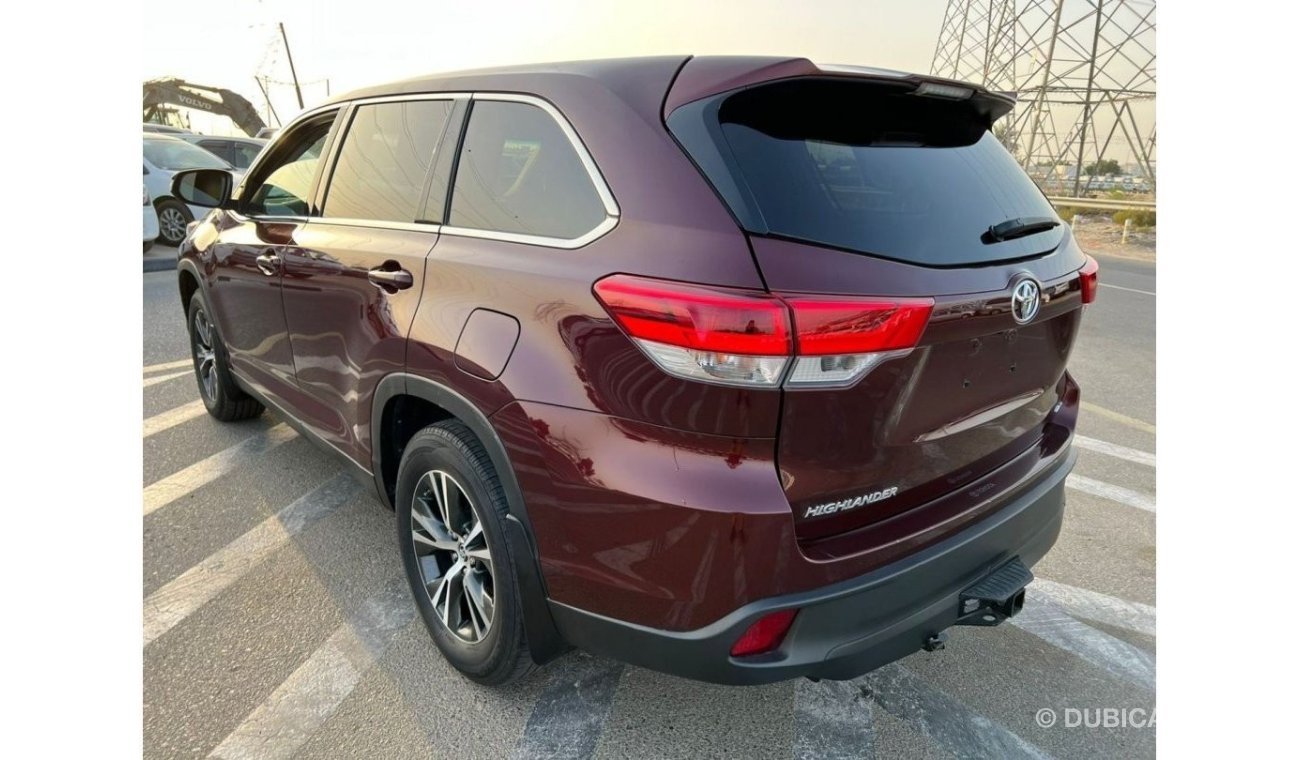 Toyota Highlander 2019 Toyota Highlander LE 4x4 MipOption  / EXPORT ONLY