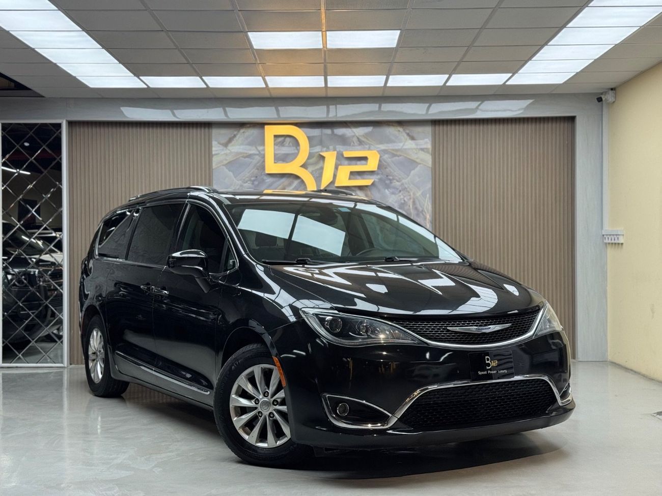 كرايسلر باسيفيكا Limtied 3.6L