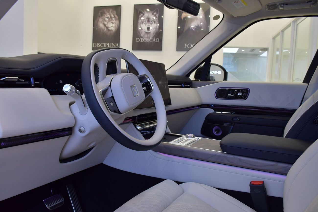 Zeekr 9X ultra 70kwh swivel seat