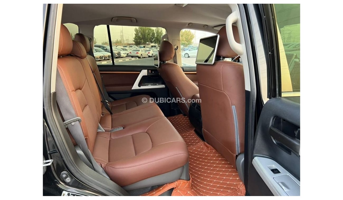 تويوتا لاند كروزر 2008 Toyota Land Cruiser GXR V6 MidOption+