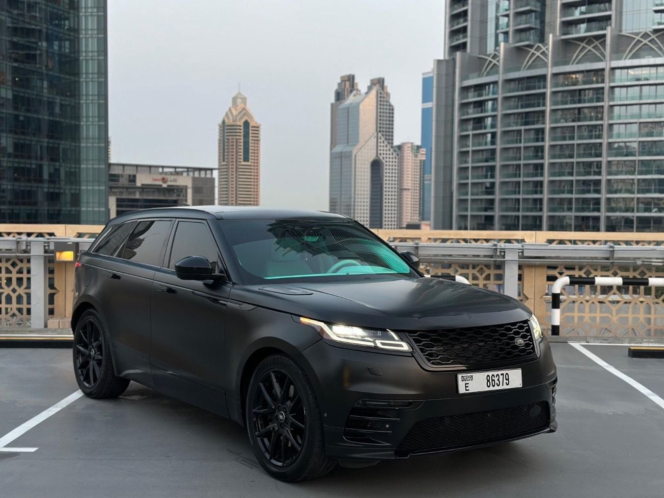 Land Rover Range Rover Velar P300 R-Dynamic S 3.0L