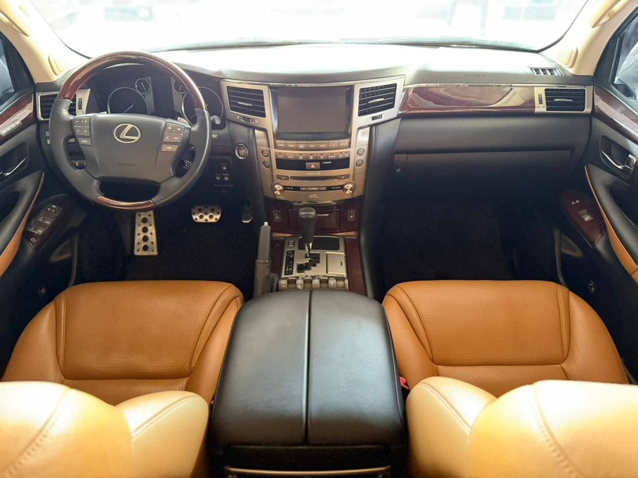 Lexus LX570 SPORT PLATINUM