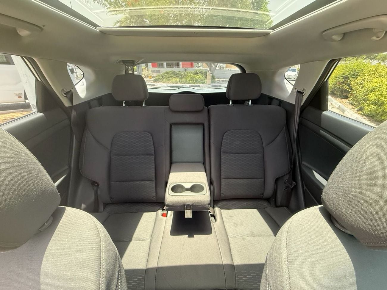 Hyundai Tucson GL TOP 2019 Hyundai Tucson Limited 2.4L - American Specs - Excellent Condition