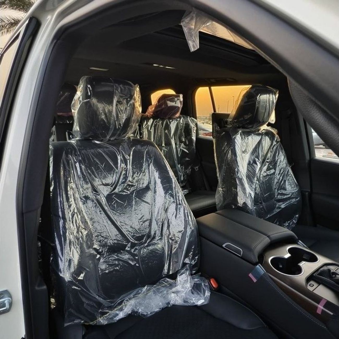 Toyota Land Cruiser 2024 LC300 3.5L VX+ V6 European Spec