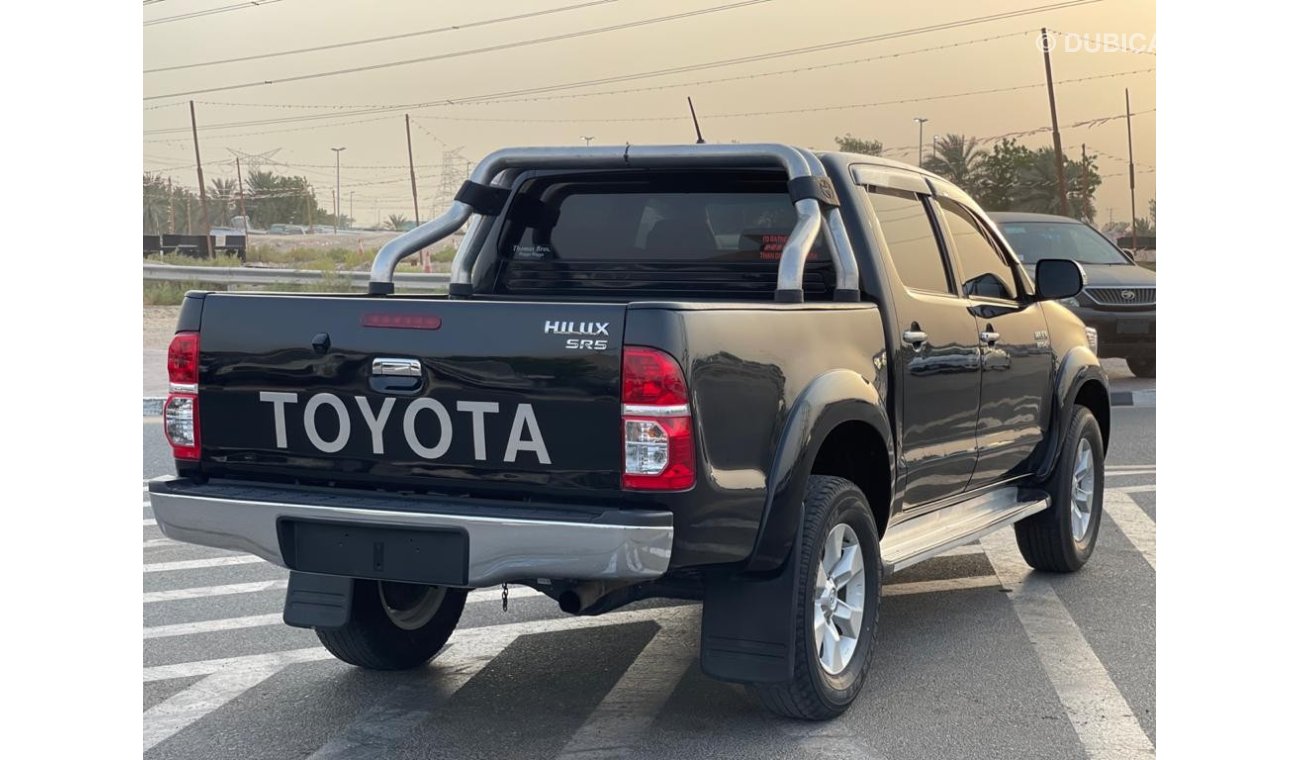 تويوتا هيلوكس Toyota Hilux RHD Diesel engine model 2014 car very clean and good condition