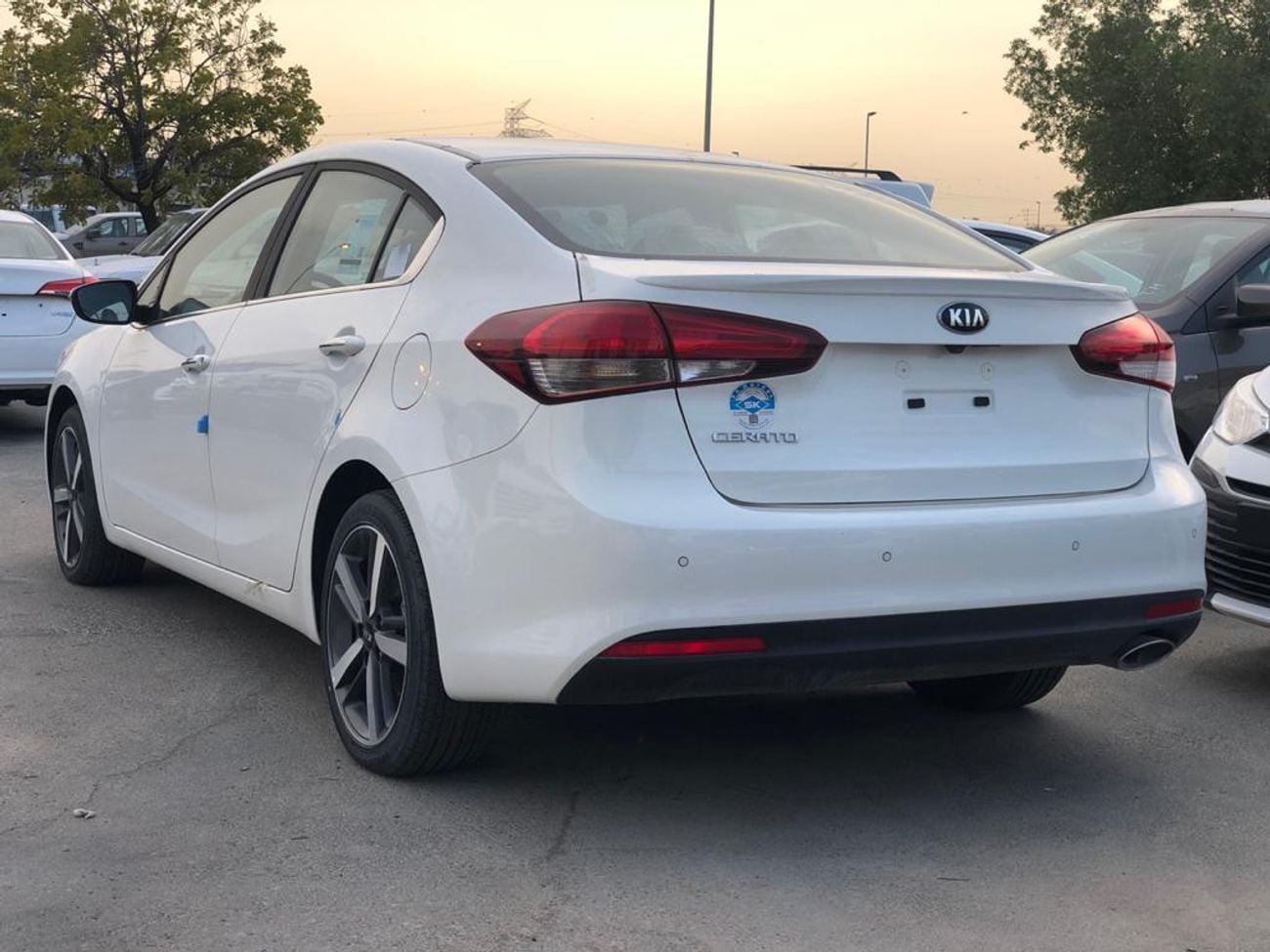 Kia Cerato 2.0L, Sunroof, Alloy Rims 17'', Push Start, Leather+Power+Memory Seats, Rear Camera, CODE - 77955