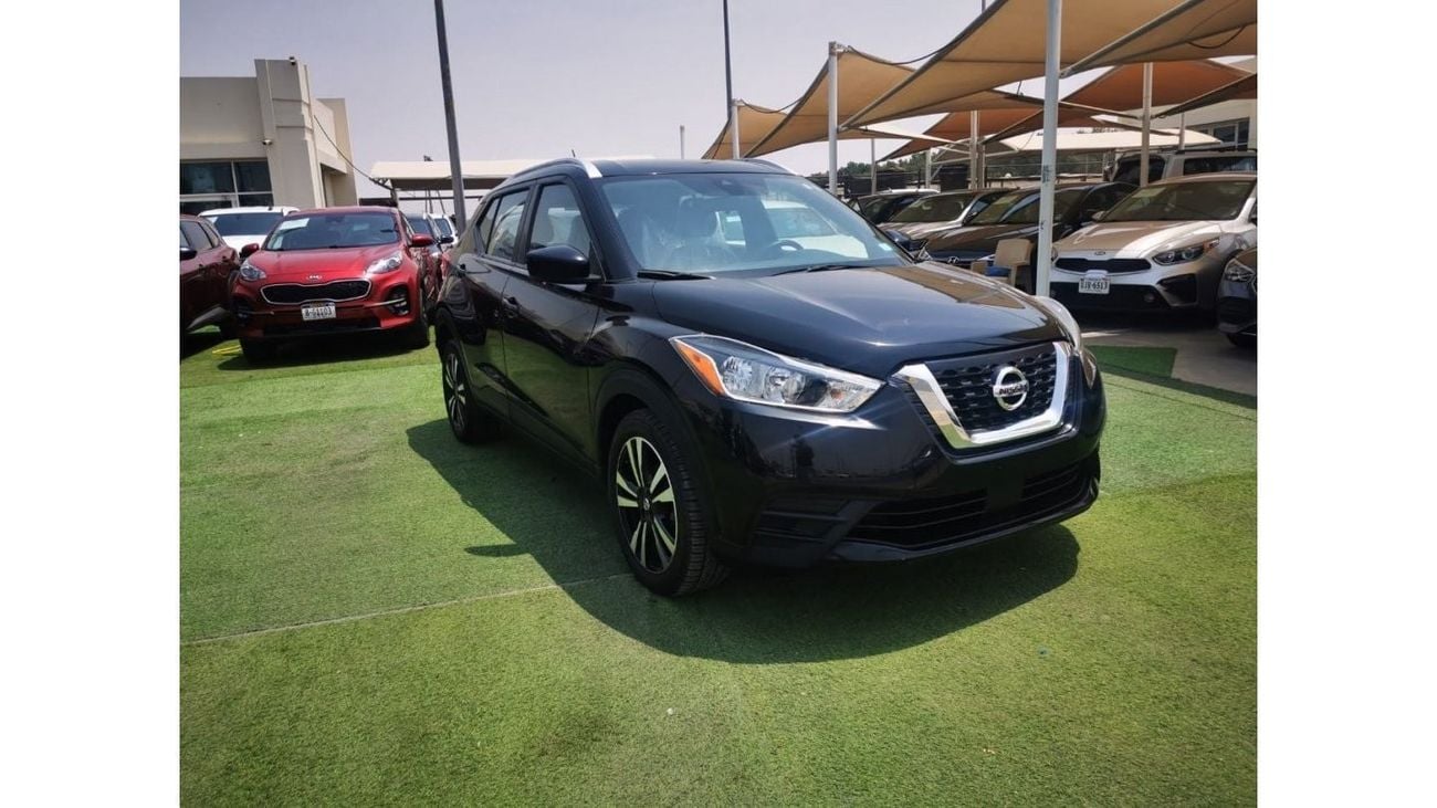 Nissan Kicks SV Very Clean Car