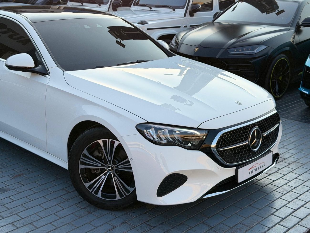 مرسيدس بنز E200 2.0L