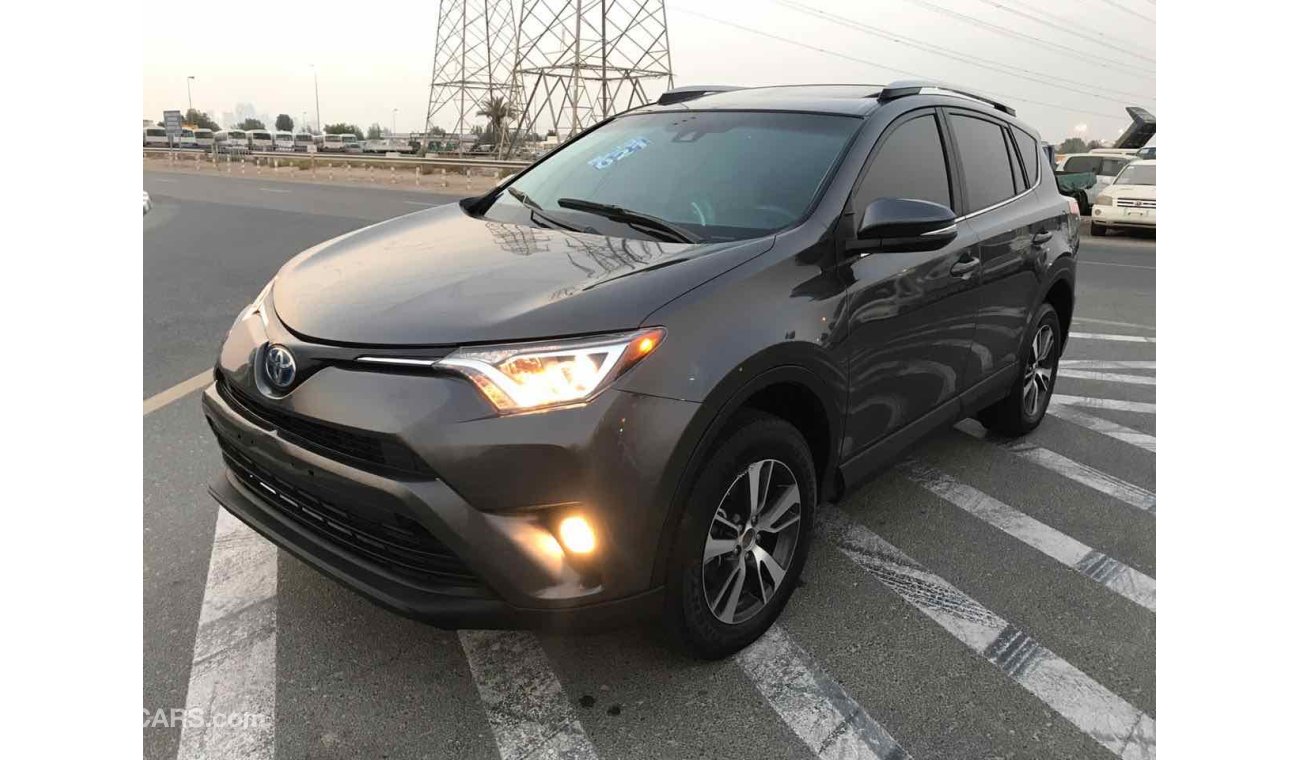 Toyota RAV4 fresh and very clean inside out and ready to drive