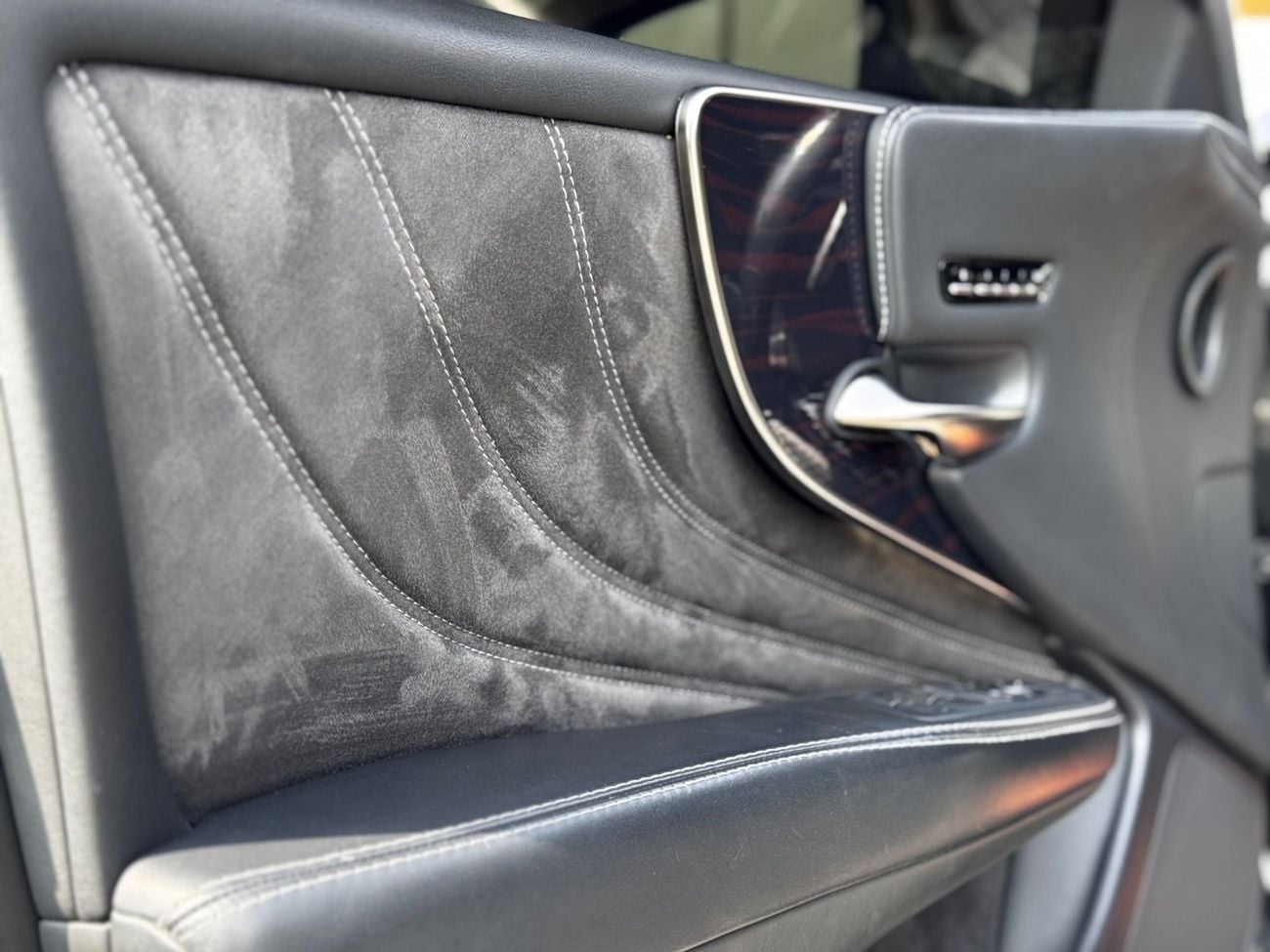 Lexus LS500 Platinum 3.5L RWD