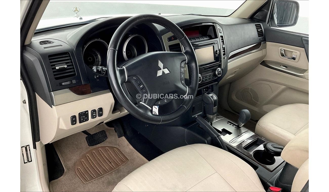 ميتسوبيشي باجيرو GLS Midline