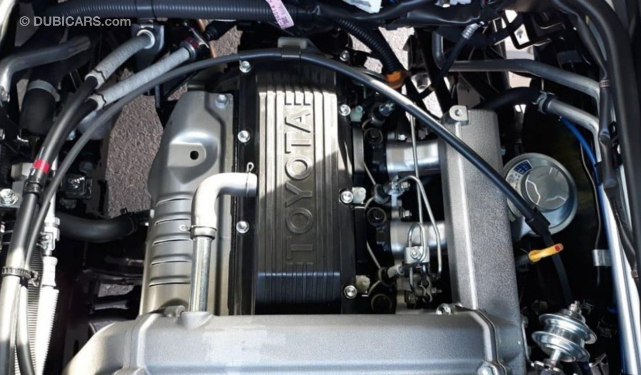 تويوتا كوستر 4.2 L, Diesel, 30 Seater, 6 Cylinders