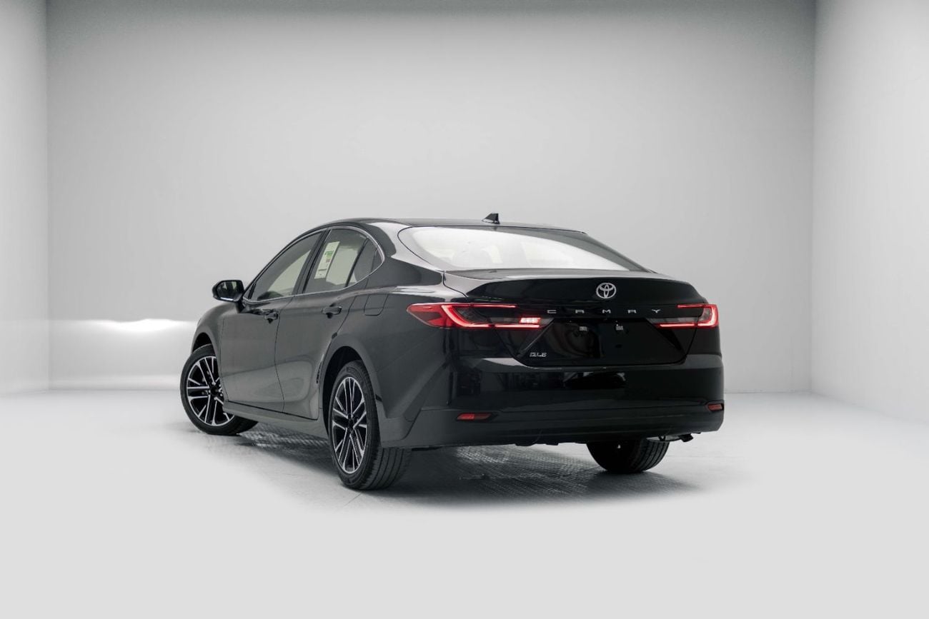 Toyota Camry GLE 2.5L - NETURAL BLACK INSIDE TAN | EXPORT ONLY