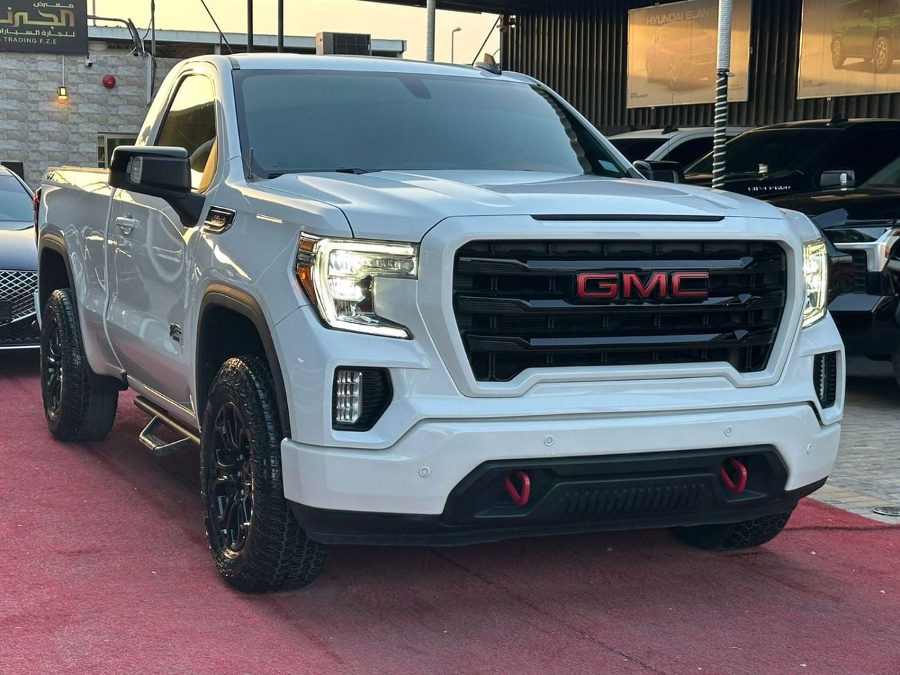 GMC Sierra 5.3L V8 SLT Crew Cab (AWD)