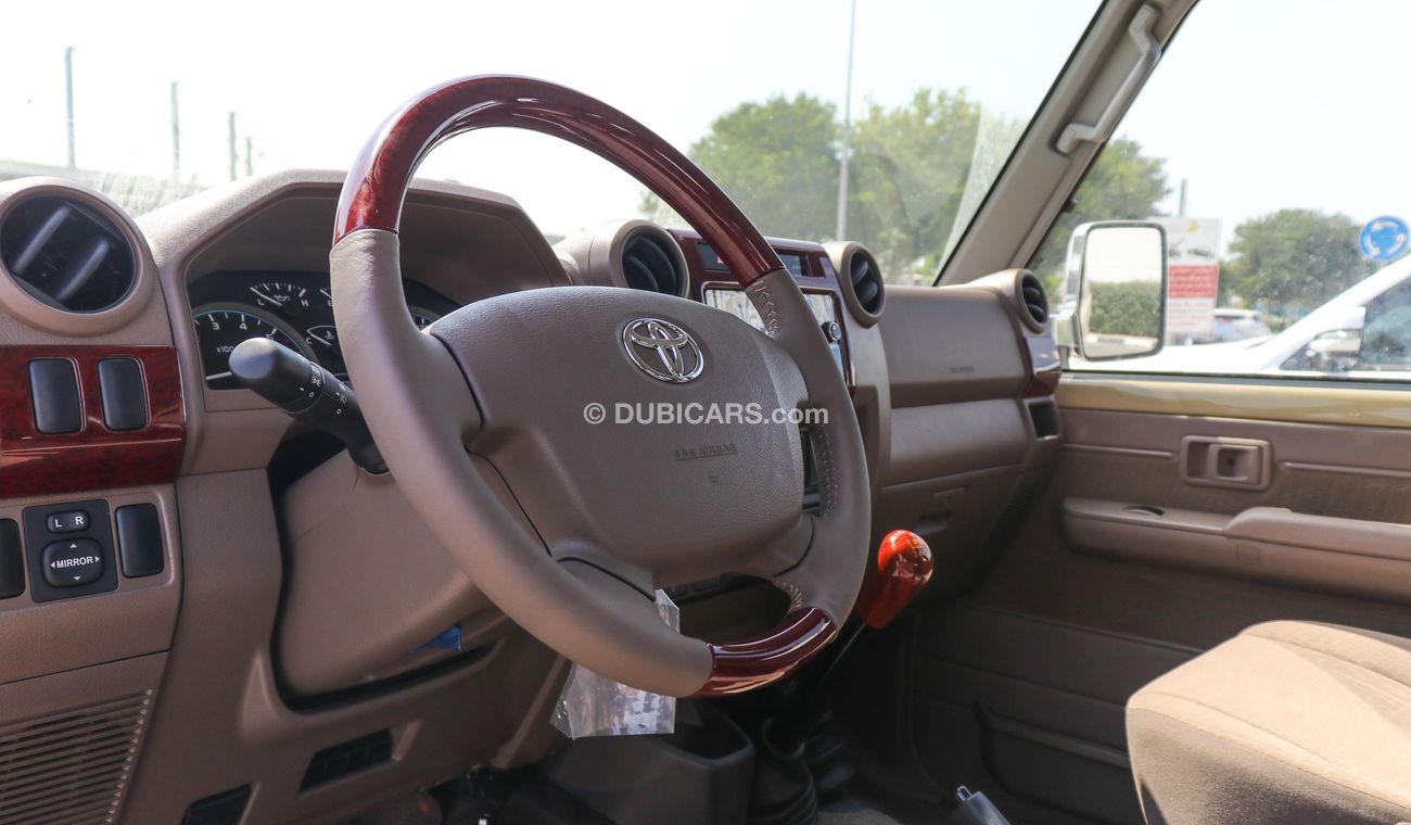 Toyota Land Cruiser 70