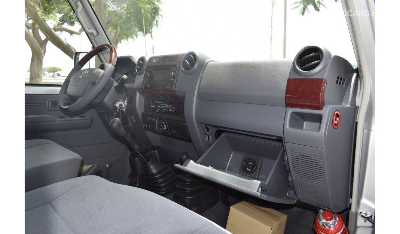 Toyota Land Cruiser Double cab Pickup V6 4.0l Petrol