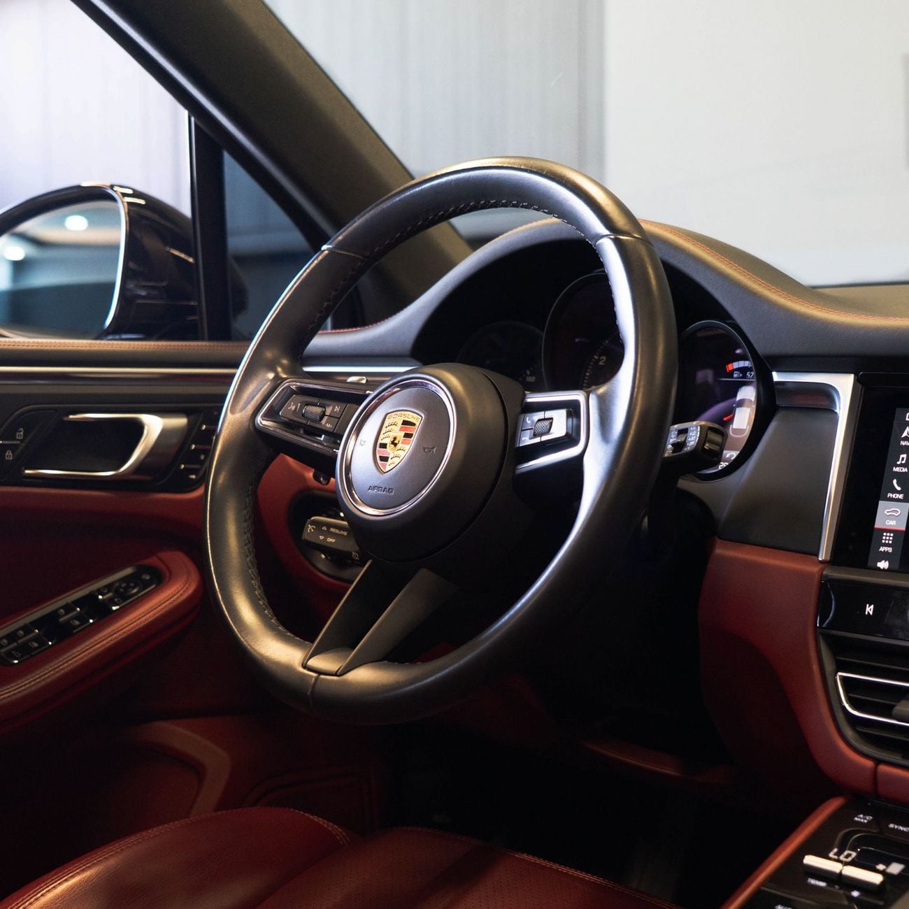 Porsche Macan STD AED 3,161 P.M • 0% Downpayment • Porsche Macan • 1 Year Warranty