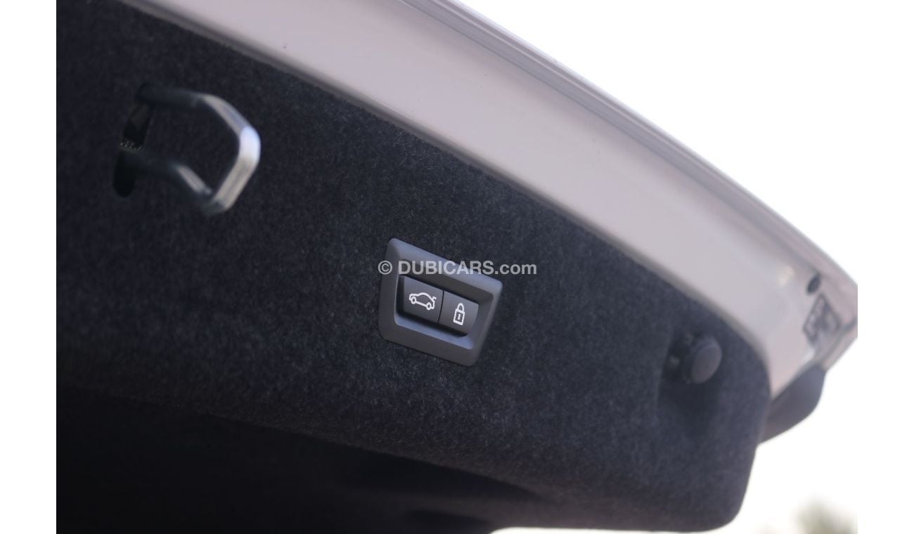 بي أم دبليو i3 BMW i3 eDrive 35L , white color, 2023