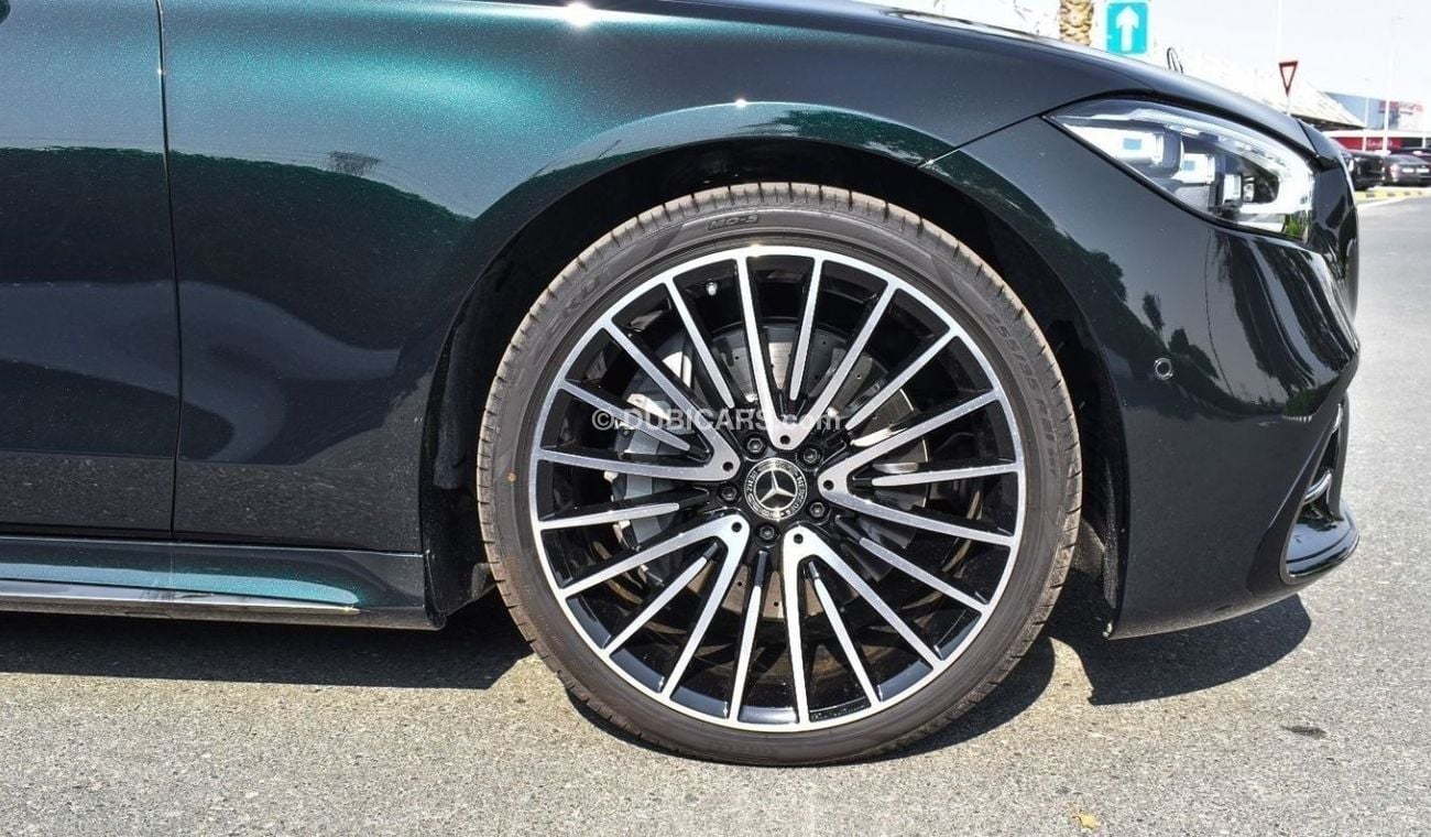 Mercedes-Benz S 580 Mercedes Benz S 580 Emerald green | 4Matic V8 | HUD | Pilot Seats Fully Loaded REAR AXLE STEERING |