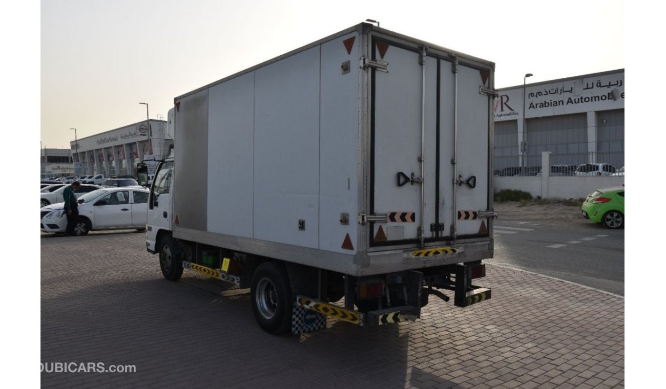 Isuzu Reward 2008 | ISUZU NKR | 14 FEET CHILLER-THERMO KING | GCC | MANUAL TRANSMISSION | VERY WELL-MAINTAINED |