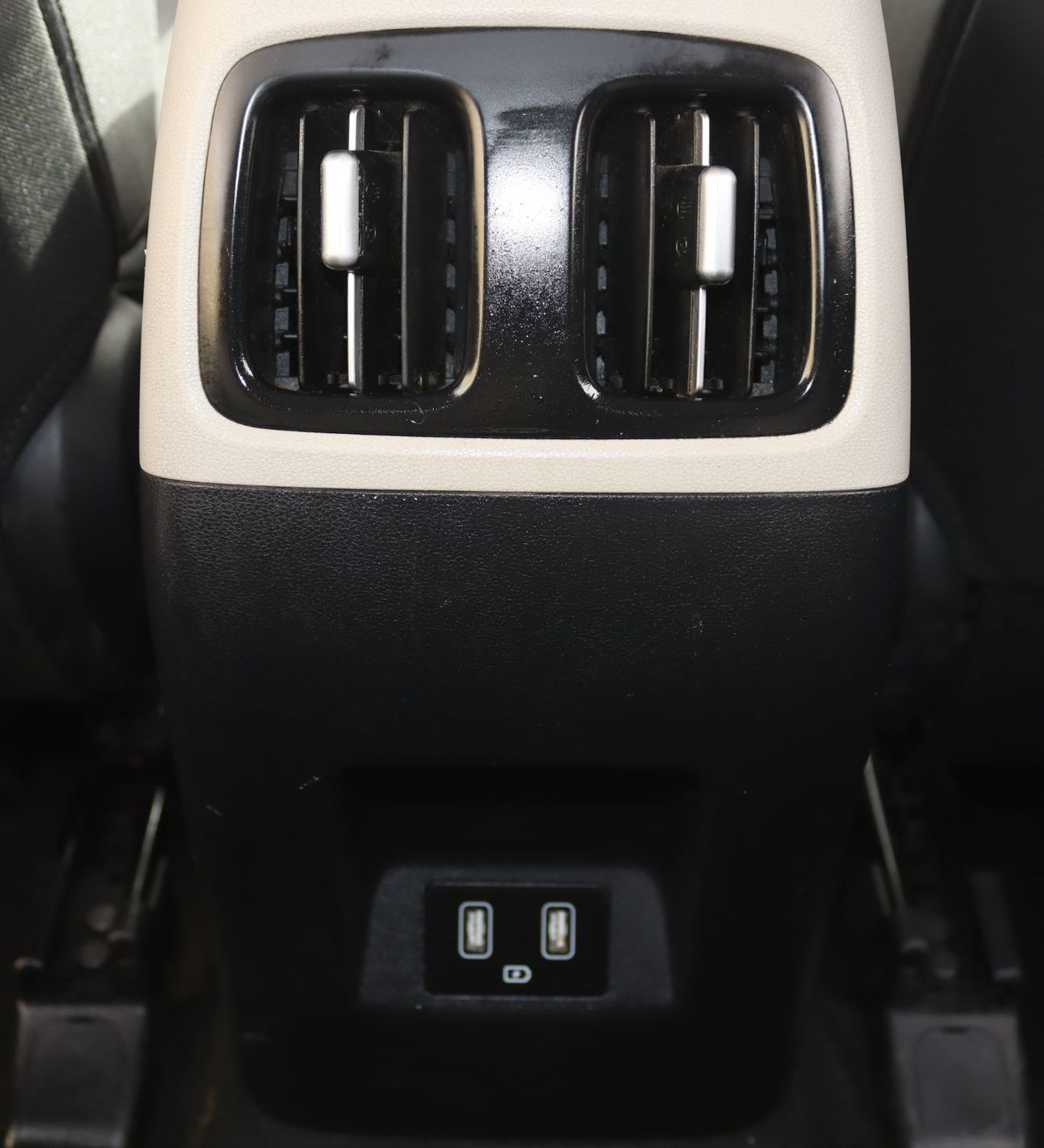 هيونداي توسون هيونداى توسكان 2023 خليجى بدون حوادث محرك 2.0L بسعر 68000بحاله ممتازه