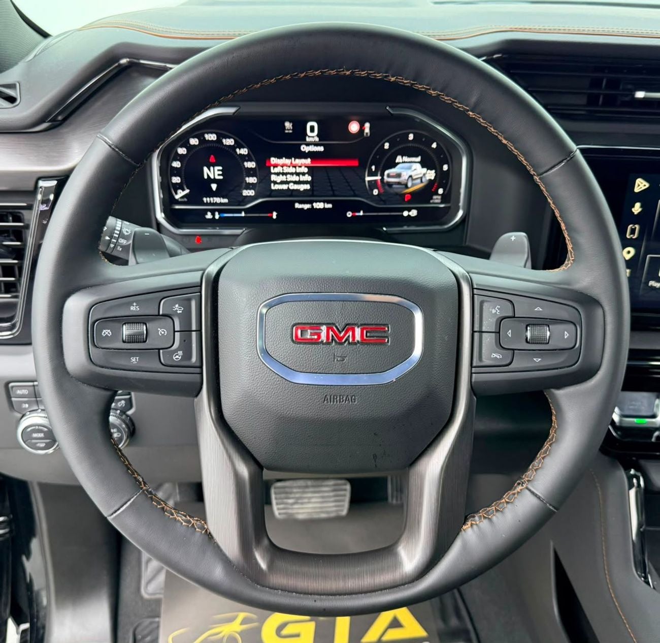 GMC Sierra 2025 GMC Sierra AT4, Oct/2028 GMC Warranty, GMC Full Service History, GCC