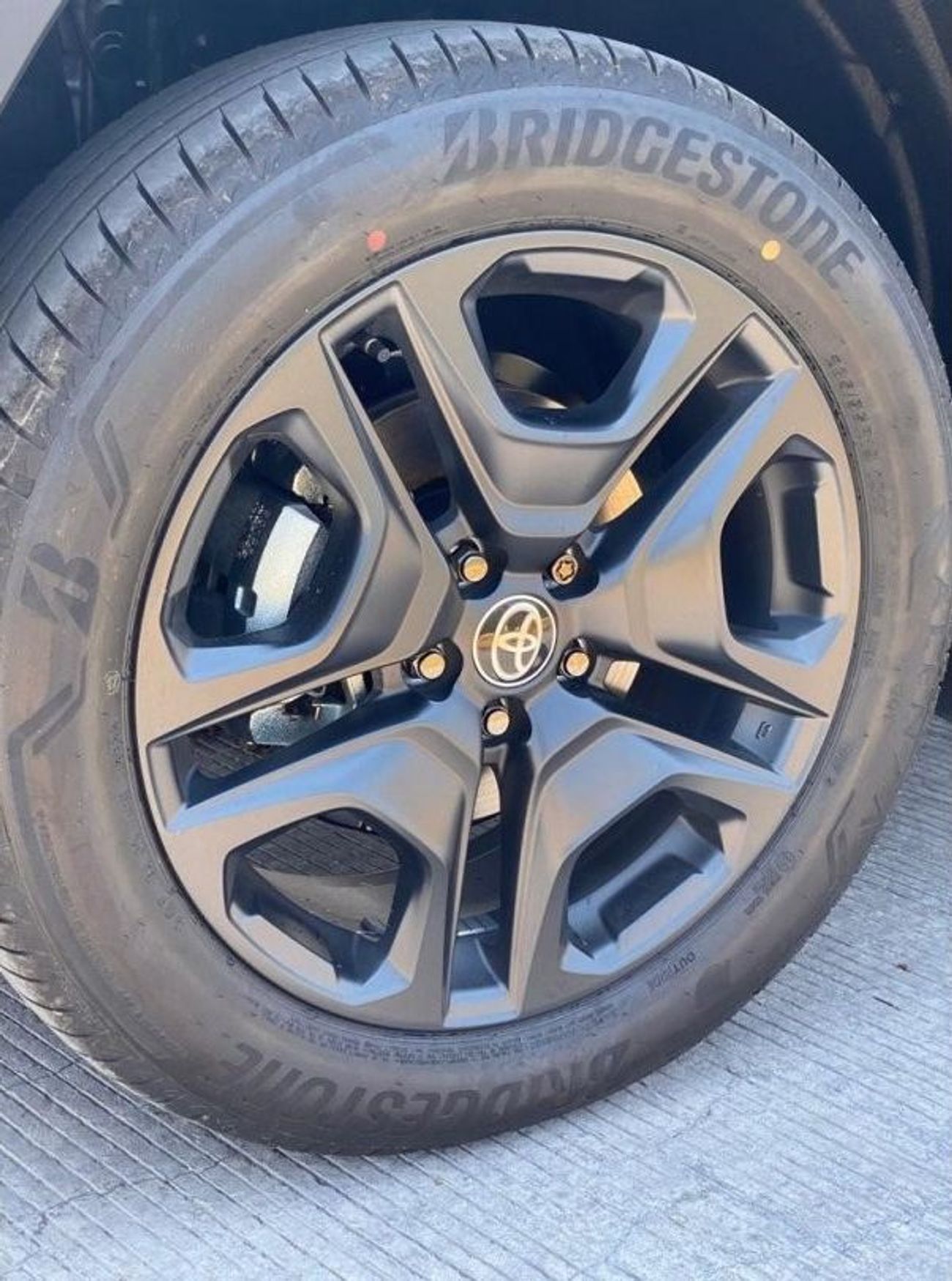 Toyota RAV4 TOYOTA RAV4 2.5L AWD ADVENTURE 2023 MODEL CANADIAN SPECS