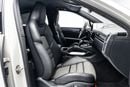 بورش كايان TURBO BUY NOW, PAY 2027 | THE BLACKLINE STANDARD | December 2026 Porsche Warranty, GCC, Low KMs