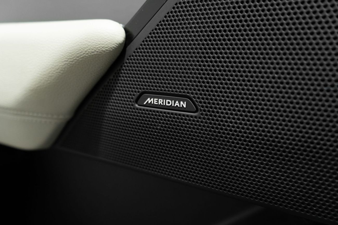 لاند روفر رينج روفر فيلار P250 S