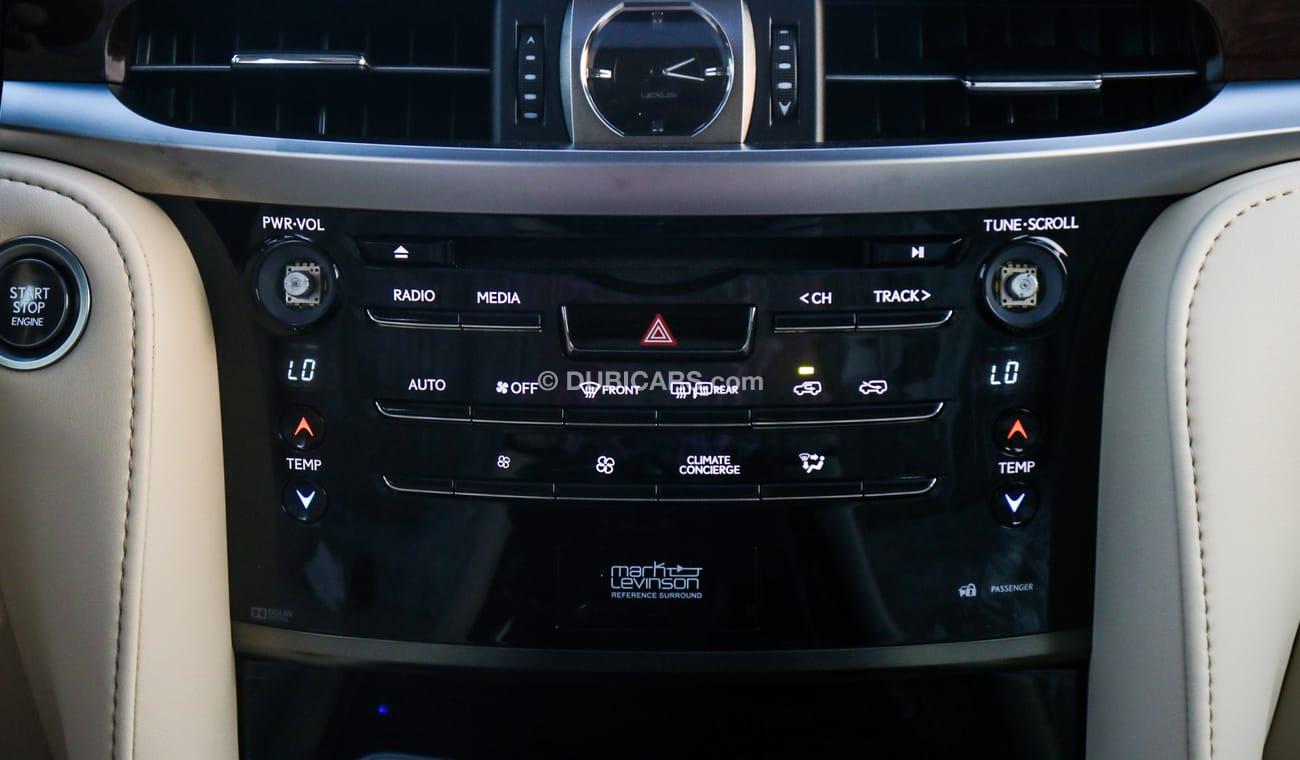 Lexus LX 570 Black edition S