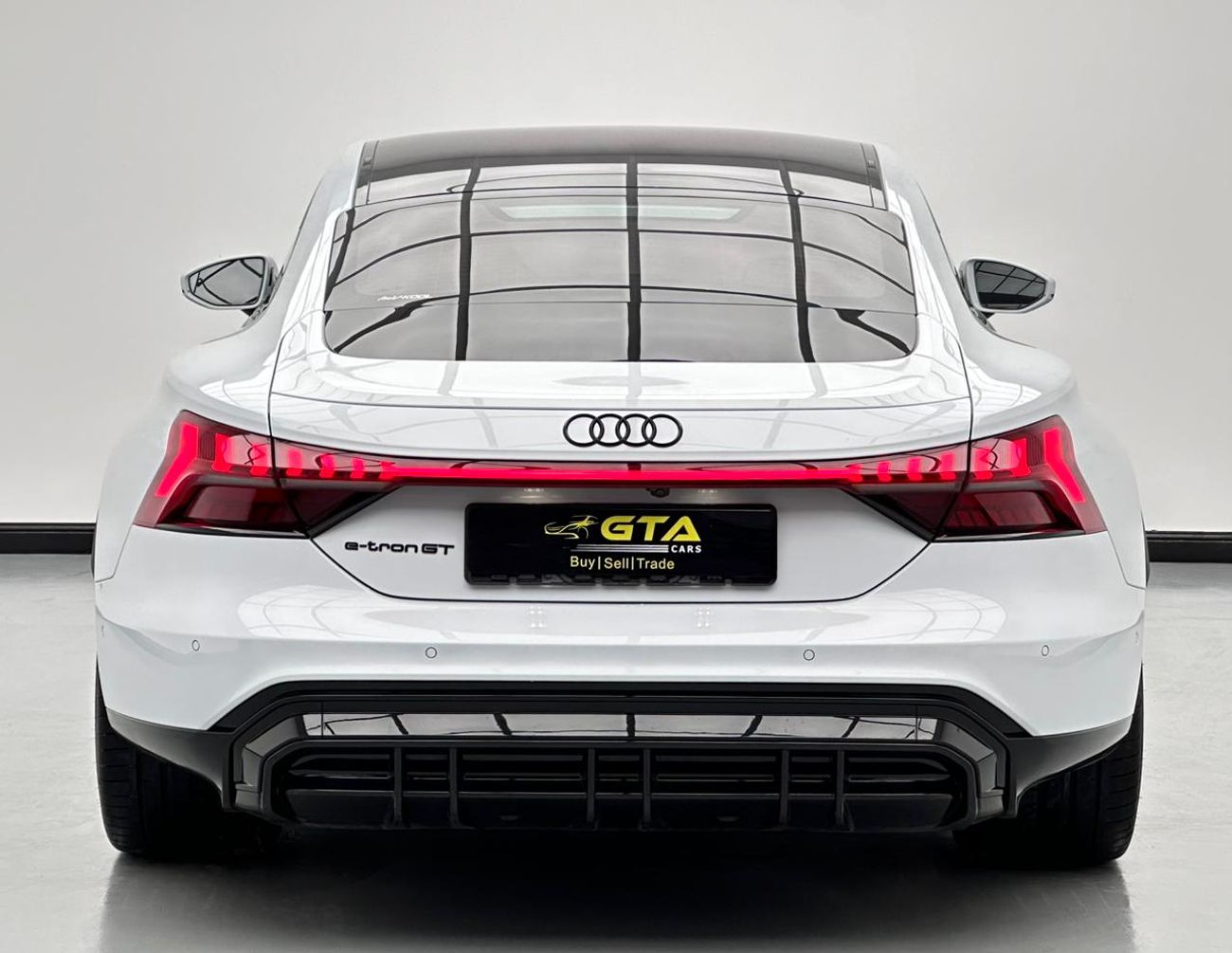 أودي إي ترون جي تي 2023 Audi E-Tron GT, 2029 Audi Warranty + 2027 Audi Service Contract, Audi Full Service History, GCC