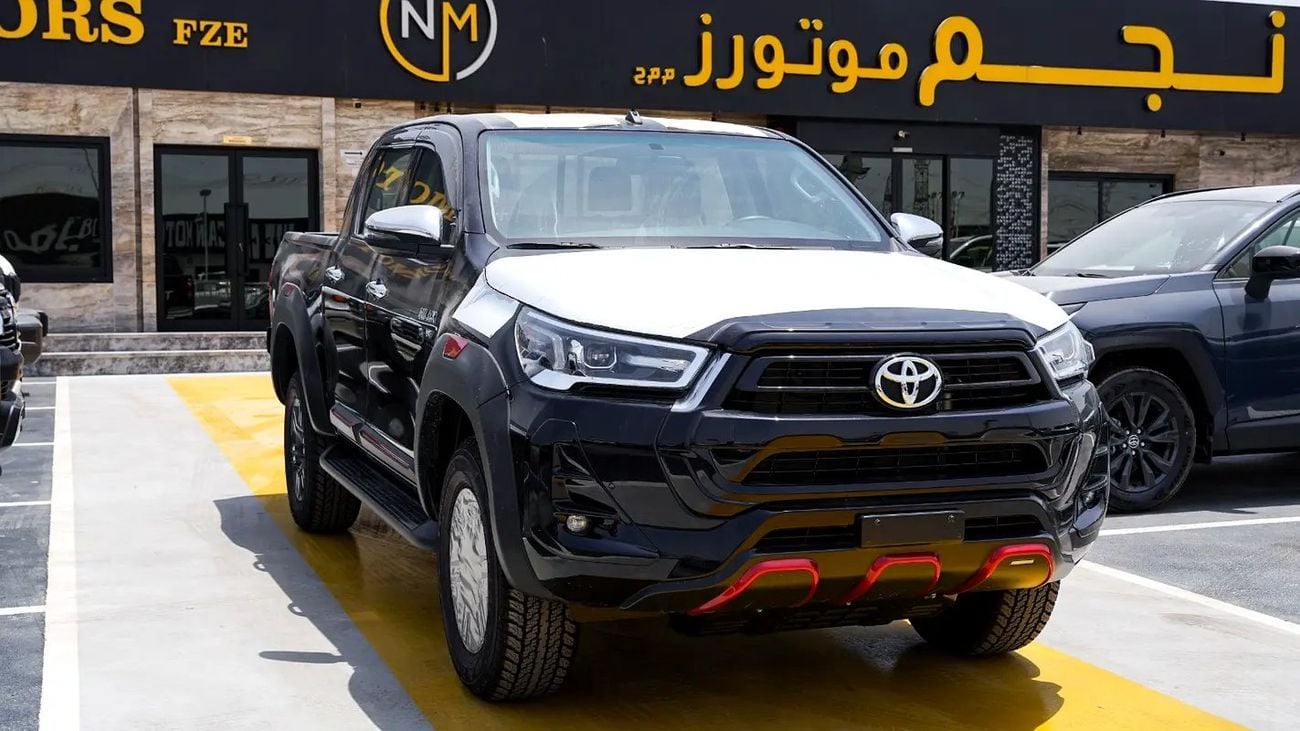 تويوتا هيلوكس SR5 (NON GCC) TRD GCC Specs