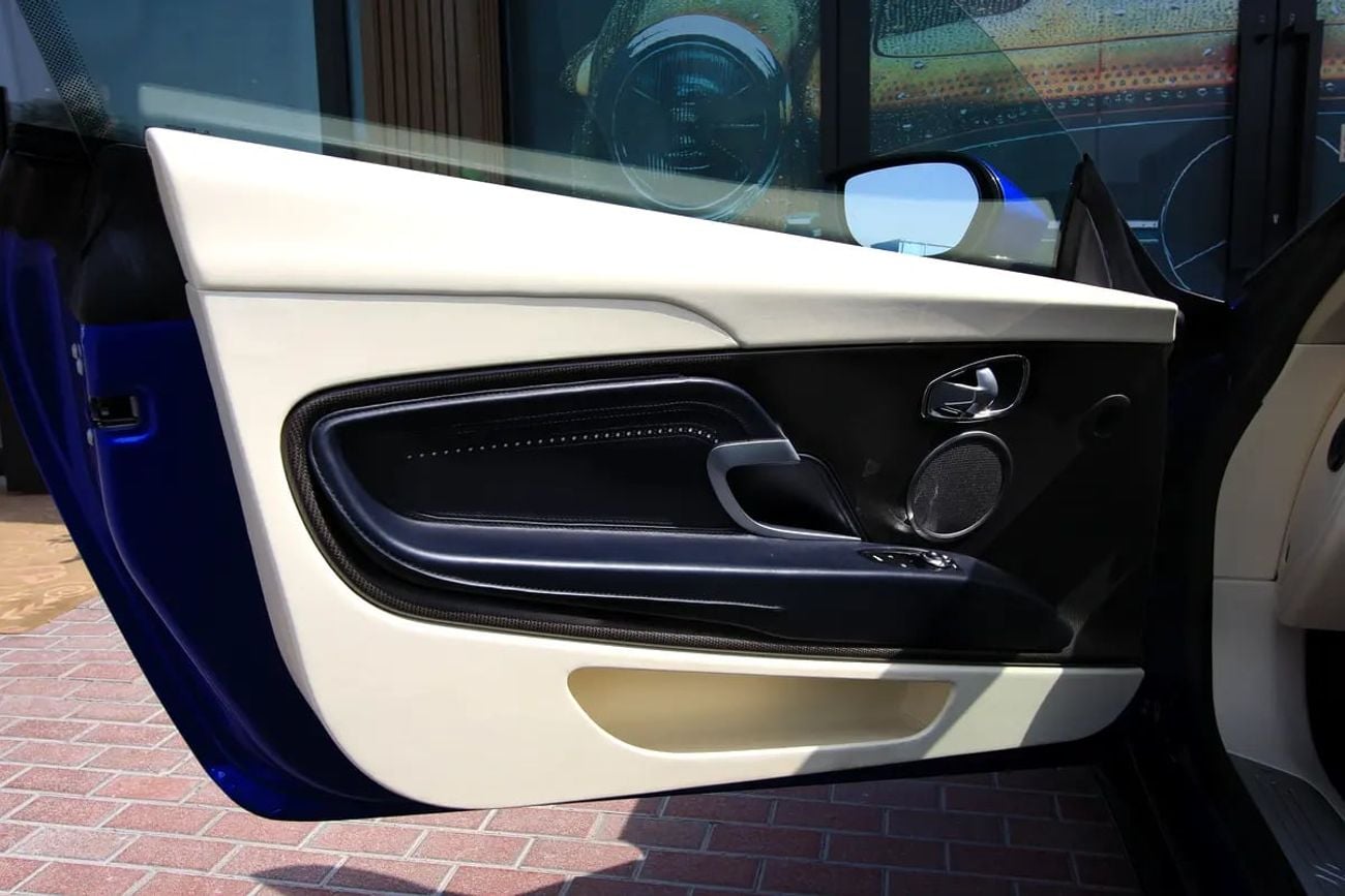 أستون مارتن DB11 V12 | Super Clean and Low Mileage